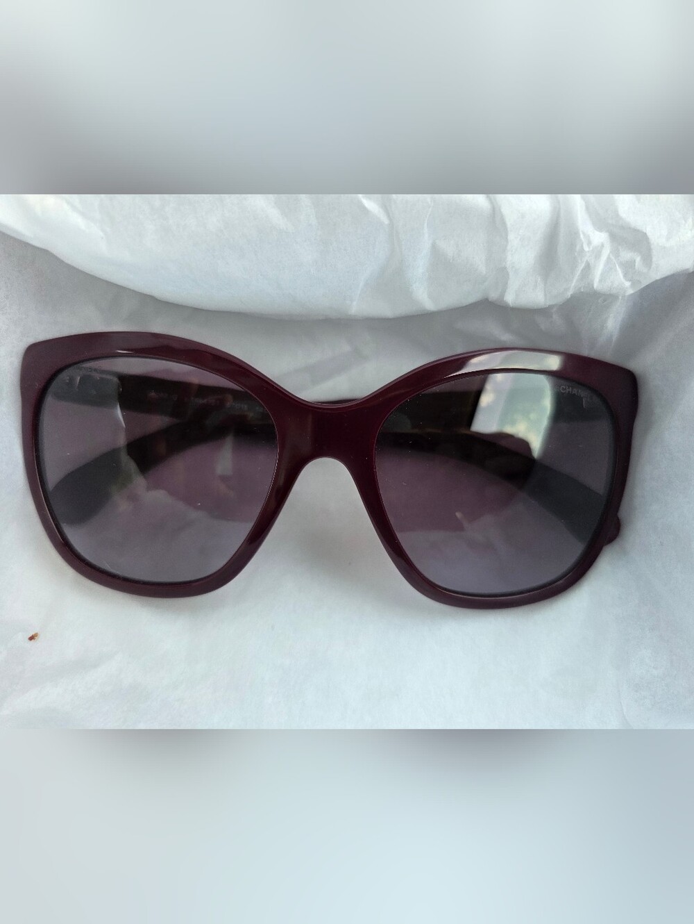 CHANEL Burgundy Oversized Cat-Eye Sunglasses with Gradient Lenses